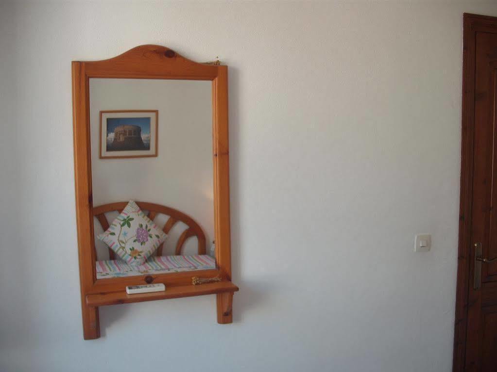 Apartamentos Gabriel Sans ฟอร์เนลส์ ภายนอก รูปภาพ
