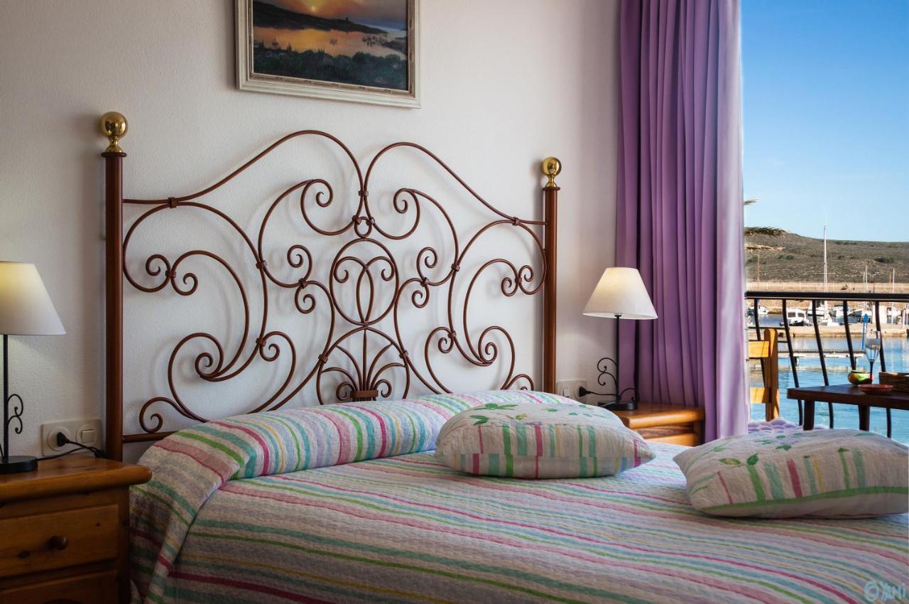 Apartamentos Gabriel Sans ฟอร์เนลส์ ภายนอก รูปภาพ